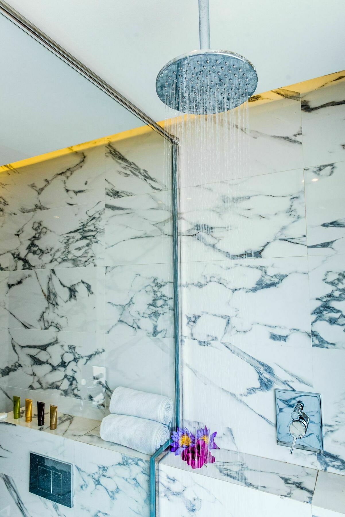 W15 Colombo Hotel ภายนอก รูปภาพ