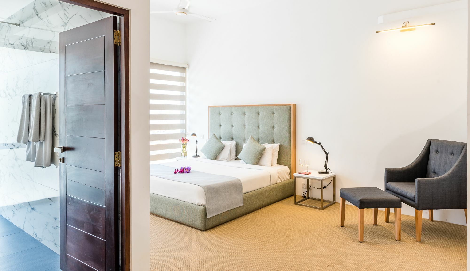 W15 Colombo Hotel ภายนอก รูปภาพ